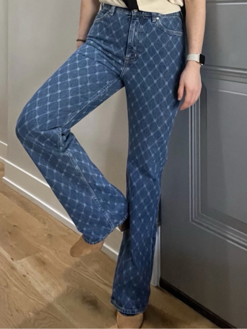 & Other Stories Blue Diamond-Pattern High-Rise Jeans
